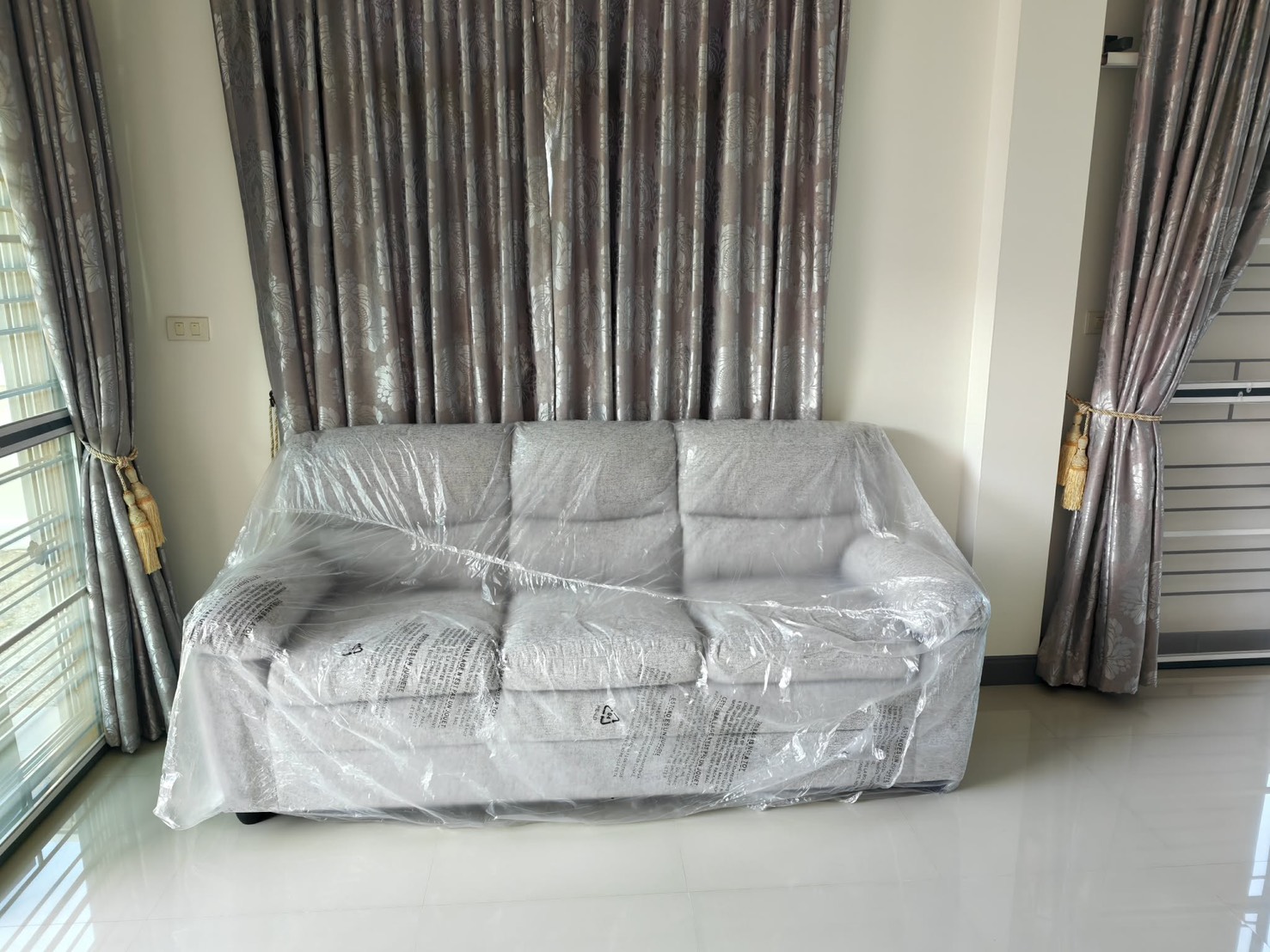 ให้เช่าบ้านเดี่ยว 2 ชั้น ทำเลแม่สาย เชียงราย | 4 ห้องนอน 3 ห้องน้ำ | ที่ดิน 81 ตร.ว. | เพียง 20,000 บาท/เดือน  5AMS-H0034