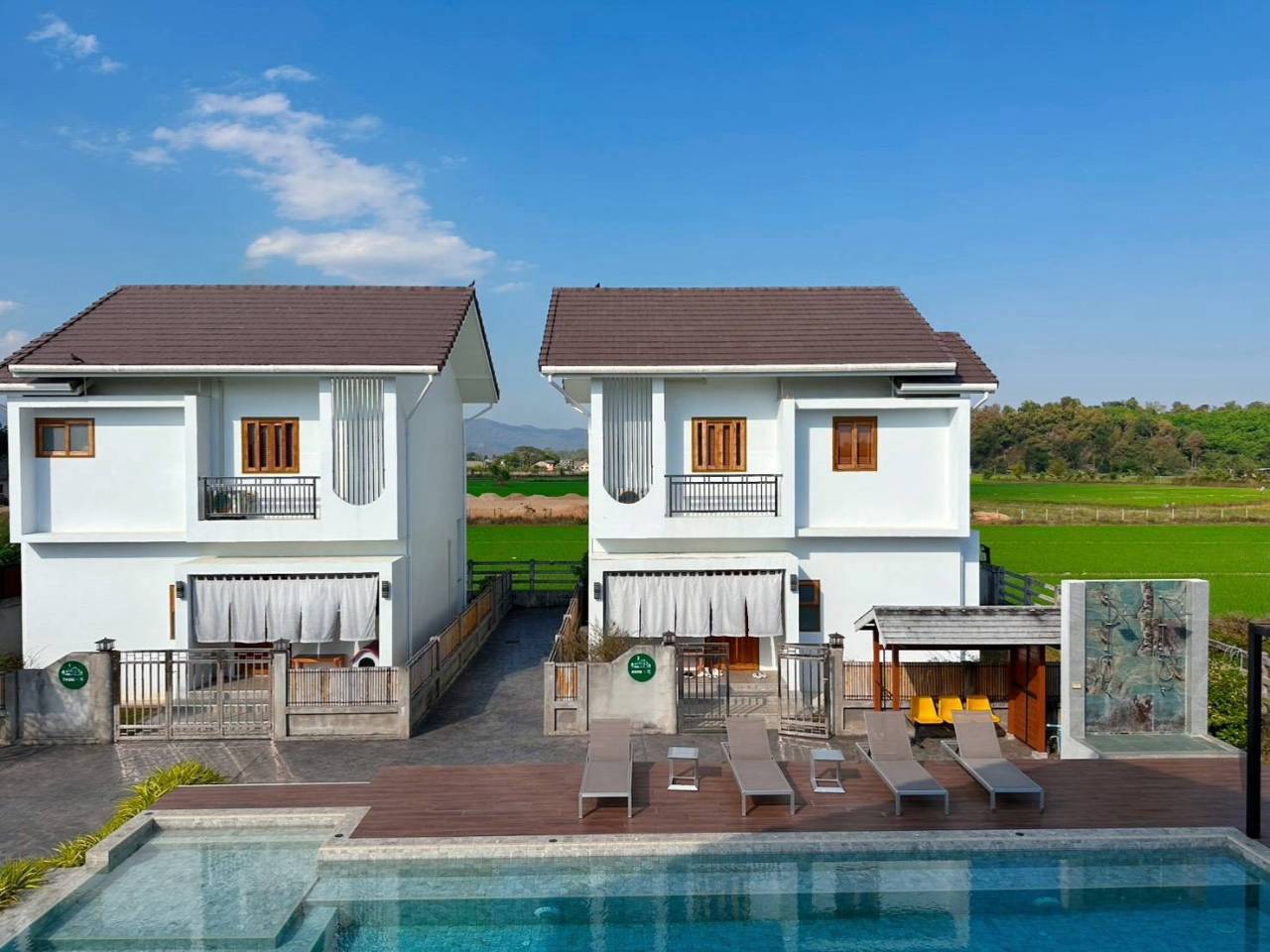 ขาย Pool Villa 2 หลัง พร้อมสระว่ายน้ำส่วนตัว ทำเลแม่ยาว เมืองเชียงราย ราคา 19 ล้านบาท  5C1MG0530