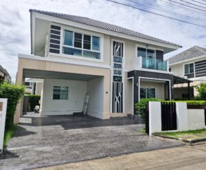 บ้านเดี่ยว 2 ชั้นให้เช่า ทำเลสันทราย ใกล้เซ็นทรัล เชียงใหม่ | 3 ห้องนอน | 35,000 บาท/เดือน