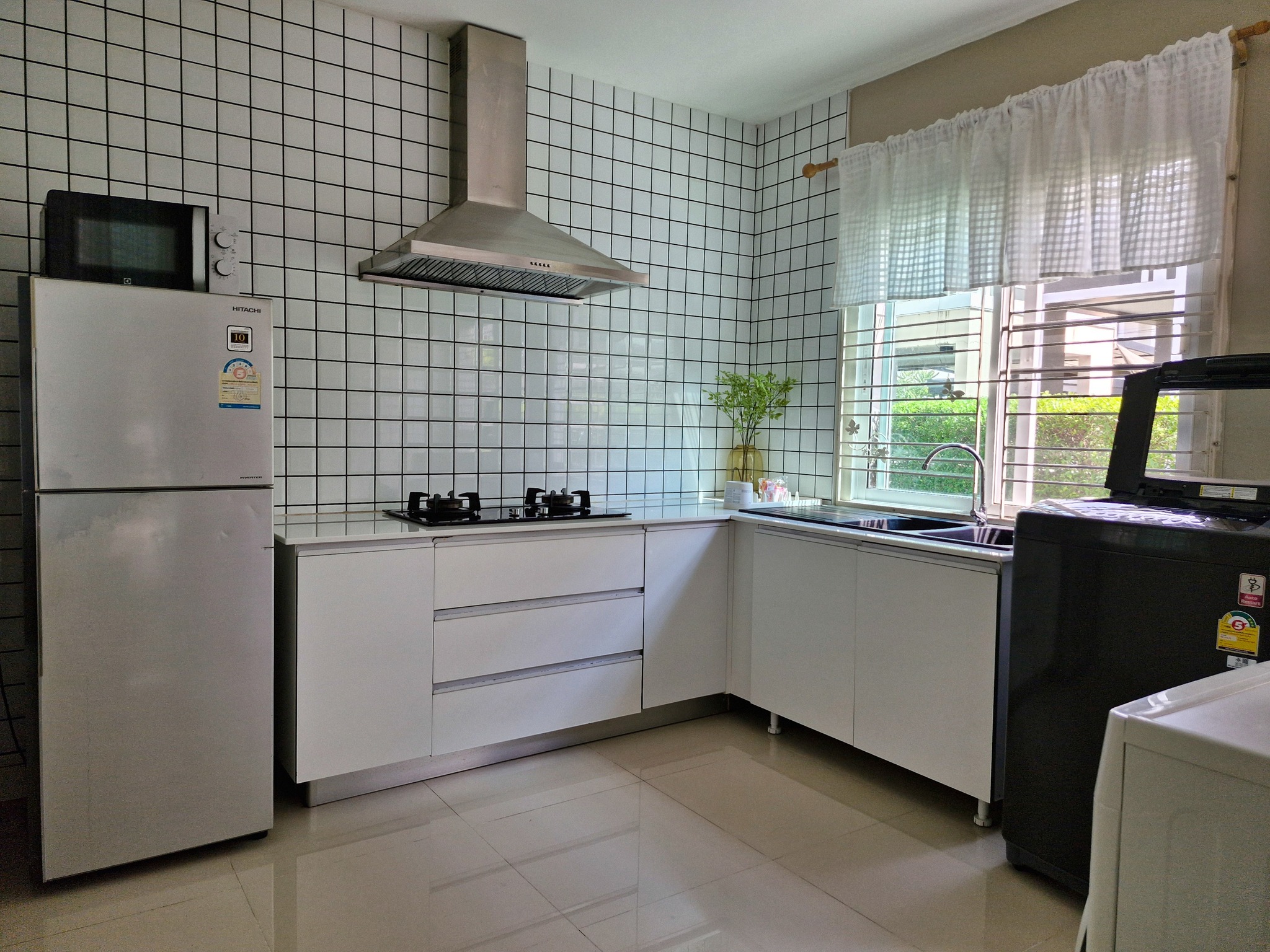 บ้านเดี่ยว 2 ชั้นให้เช่า ทำเลสันทราย ใกล้เซ็นทรัล เชียงใหม่ | 3 ห้องนอน | 35,000 บาท/เดือน