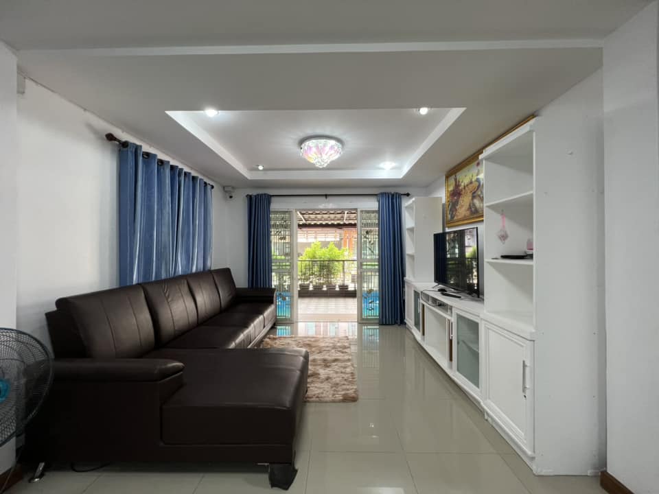 บ้านเดี่ยวสองชั้น ทำเลสันทราย เชียงใหม่ 24,000 บาท/เดือน  A4-H0493
