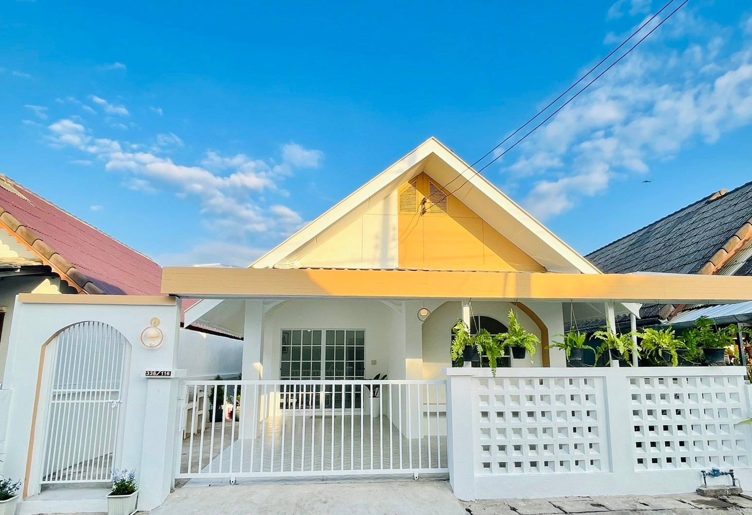 บ้านเดี่ยวชั้นเดียว ทำเลพรพิงค์ 2 ใกล้ตลาดและห้างสรรพสินค้า ค่าเช่าเพียง 16,000 บาท/เดือน A4-H0502