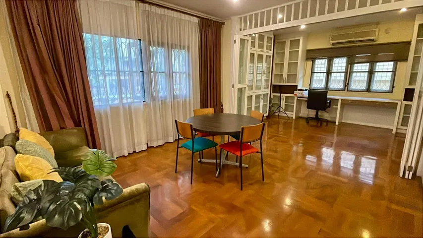 บ้านเดี่ยว 2 ชั้น ที่ดินกว้าง 100 ตร.ว. | 3 ห้องนอน 3 ห้องน้ำ | ใกล้สนามบินเชียงใหม่ | 25,000 บาท/เดือน  A7-H0717