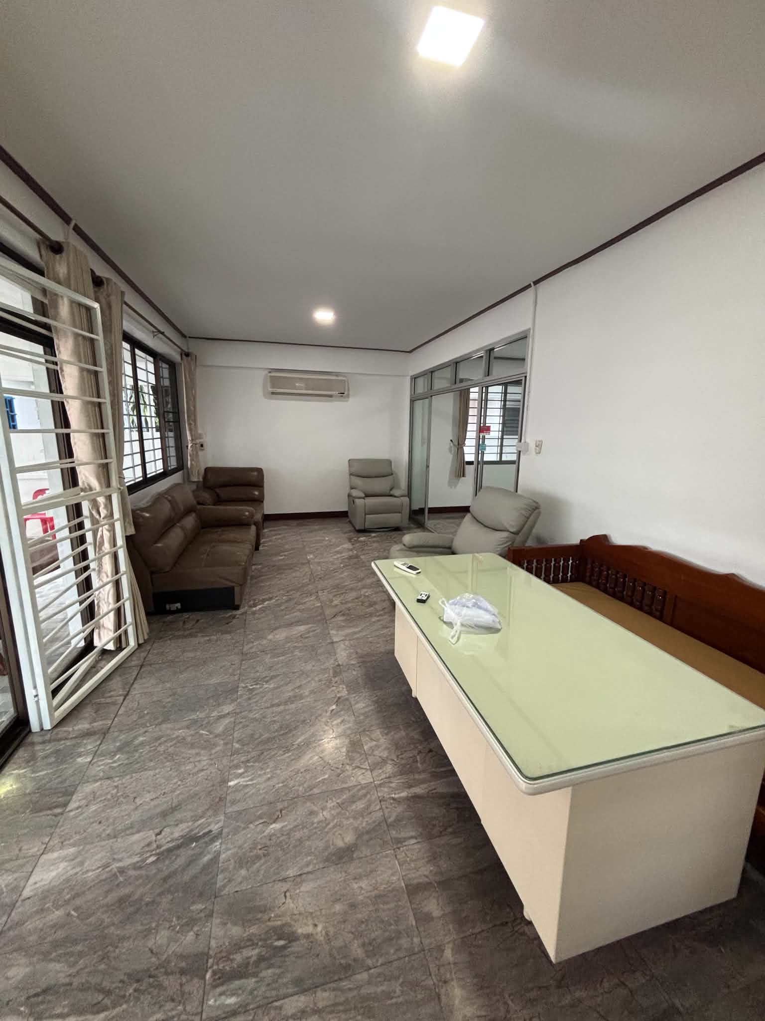 ให้เช่าบ้านเดี่ยวชั้นเดียว | 3 ห้องนอน 2 ห้องน้ำ 1 ห้องครัว 2 ที่จอดรถ | ที่ดิน 79 ตร.ว. ค่าเช่า 18,000 บาท/เดือน  A7-H0719