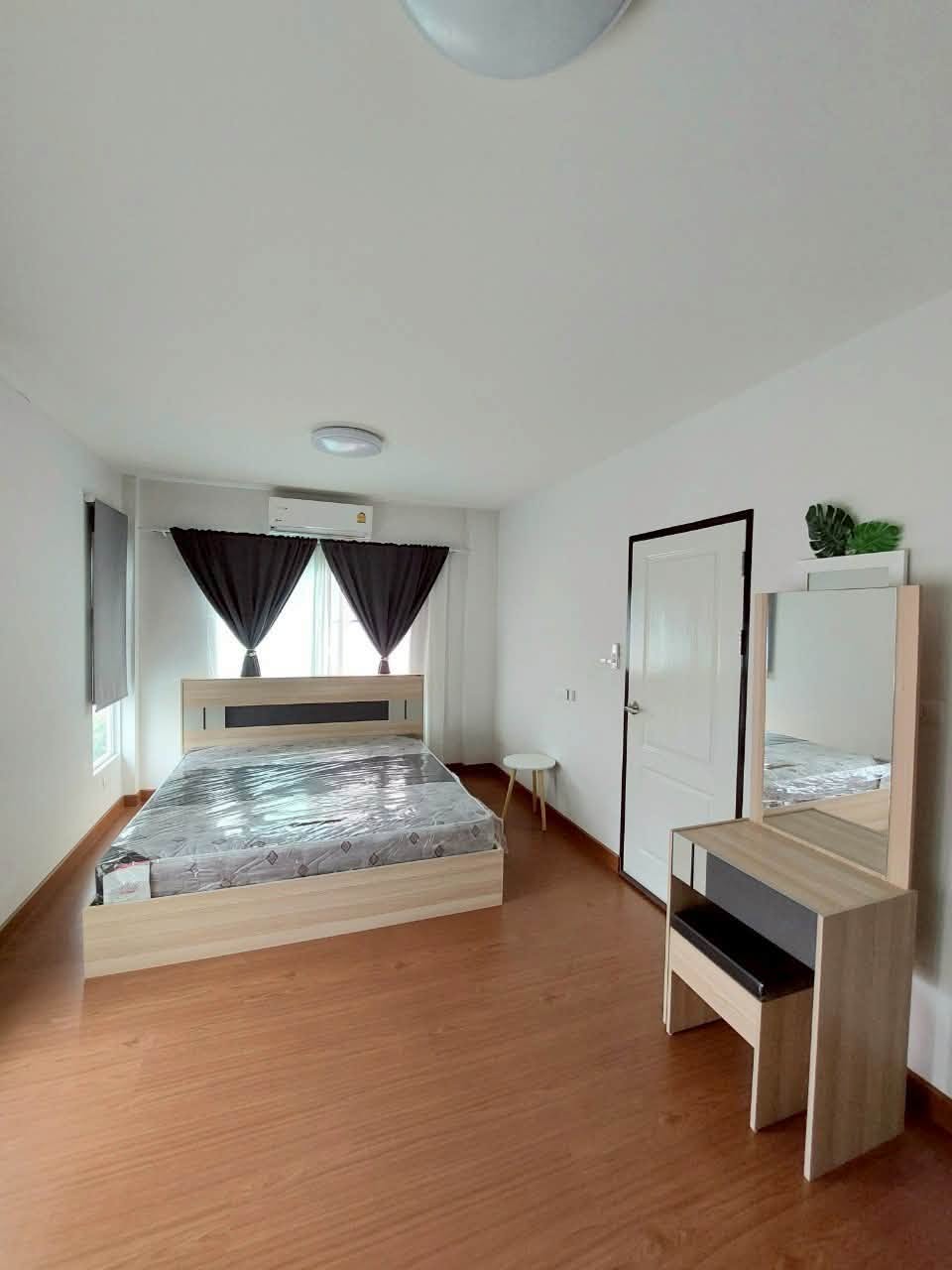 ให้เช่าบ้านเดี่ยว 2 ชั้น พร้อมเฟอร์นิเจอร์ ใกล้โรงเรียนสารสาสน์วิเทศล้านนา | A8-H0629