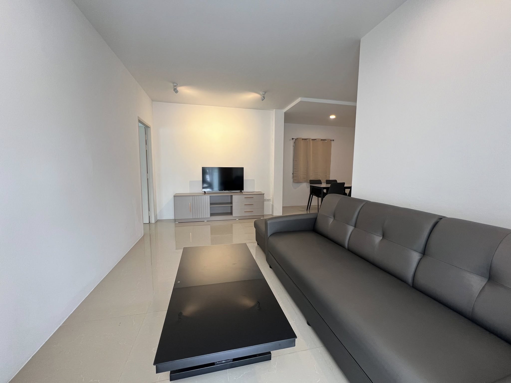 บ้านเดี่ยว2ชั้นในโครงการ เพทเฟรนด์ลี่ ยินดีรับสัตว์เลี้ยง  #ดอยสะเก็ด – ราคา 16,000/เดือน  ADK-H0423