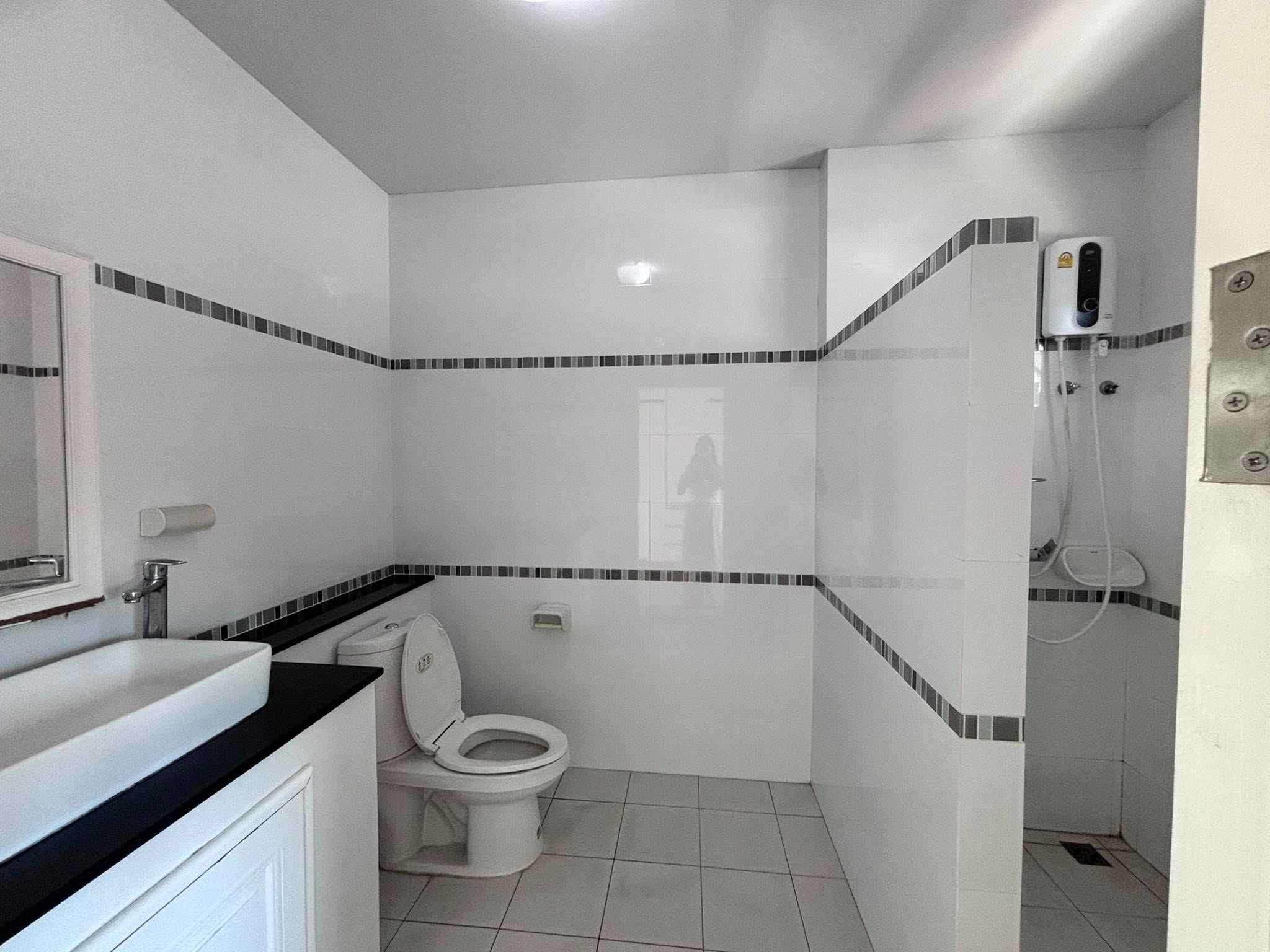 บ้านเดี่ยวสองชั้น 3 ห้องนอน บ้านแหวน หางดง AHD-H1270