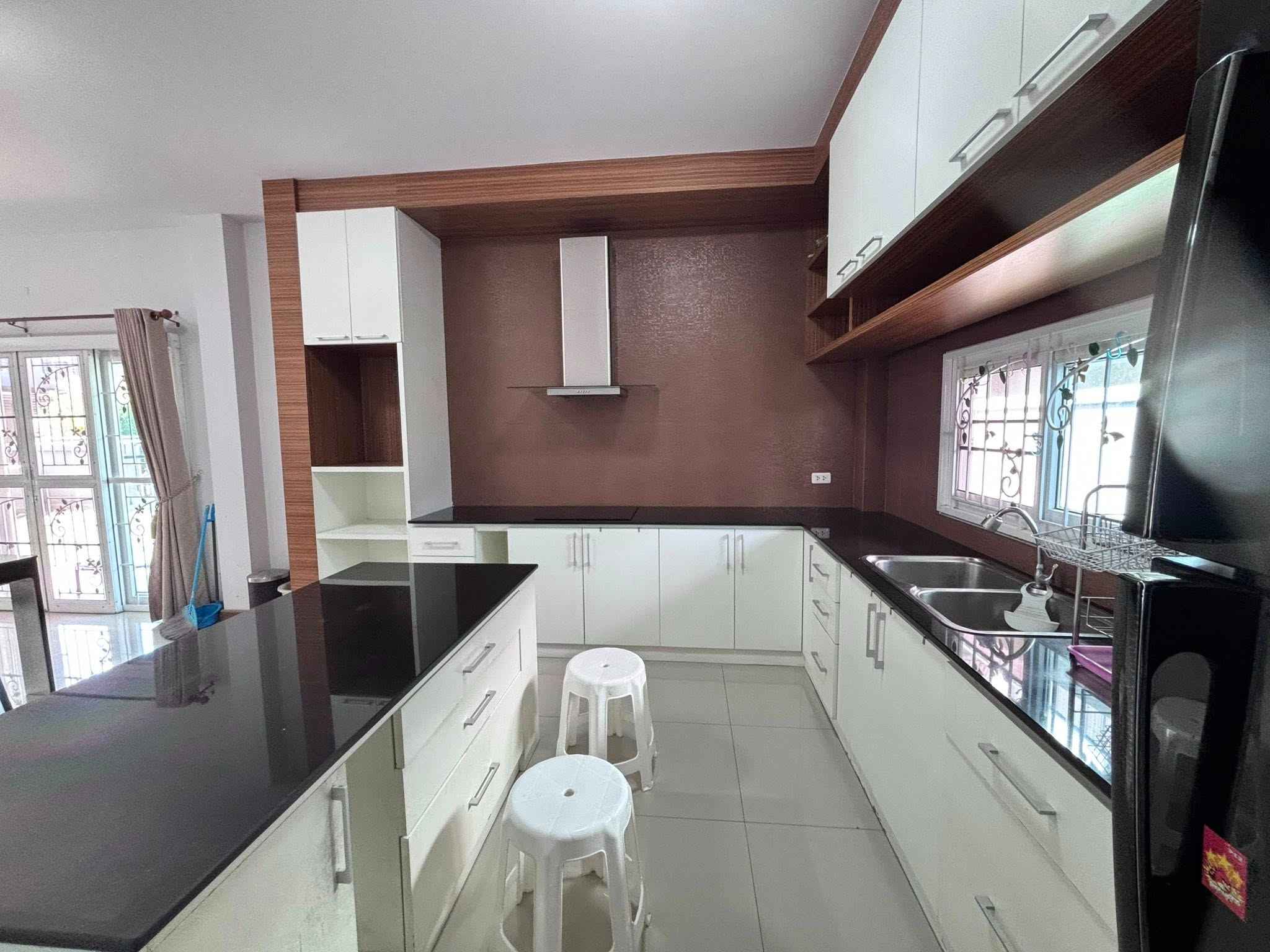 บ้านเดี่ยวสองชั้น 3 ห้องนอน บ้านแหวน หางดง AHD-H1270