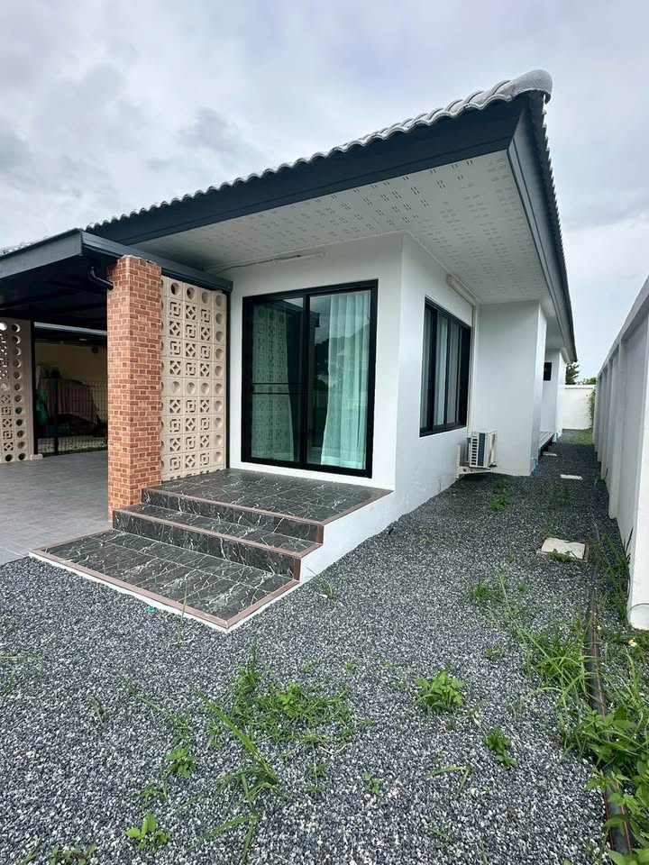 ให้เช่าบ้านเดี่ยวชั้นเดียว บ้านเปล่า ทำเลหางดง เพียง 15,000 บาท/เดือน  AHD-H1378