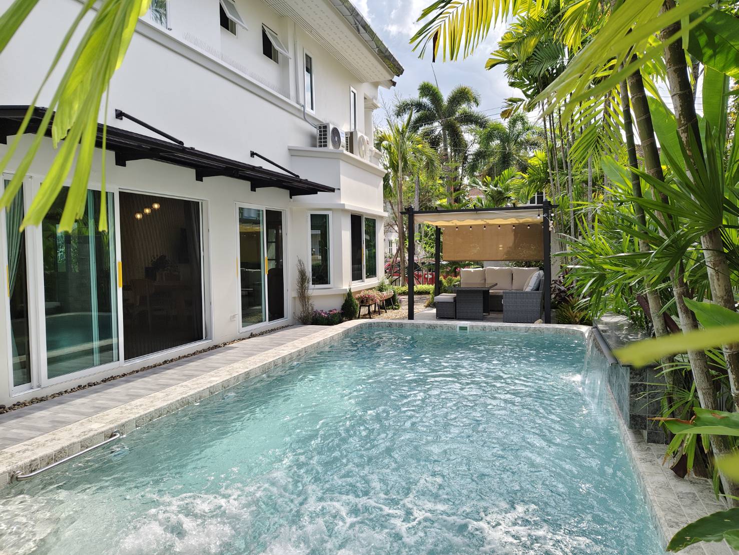 Pool Villa2ชั้น ใกล้สิ่งอำนวยความสะดวก  #หางดง  – ราคา 78,000/เดือน   AHD-V0099