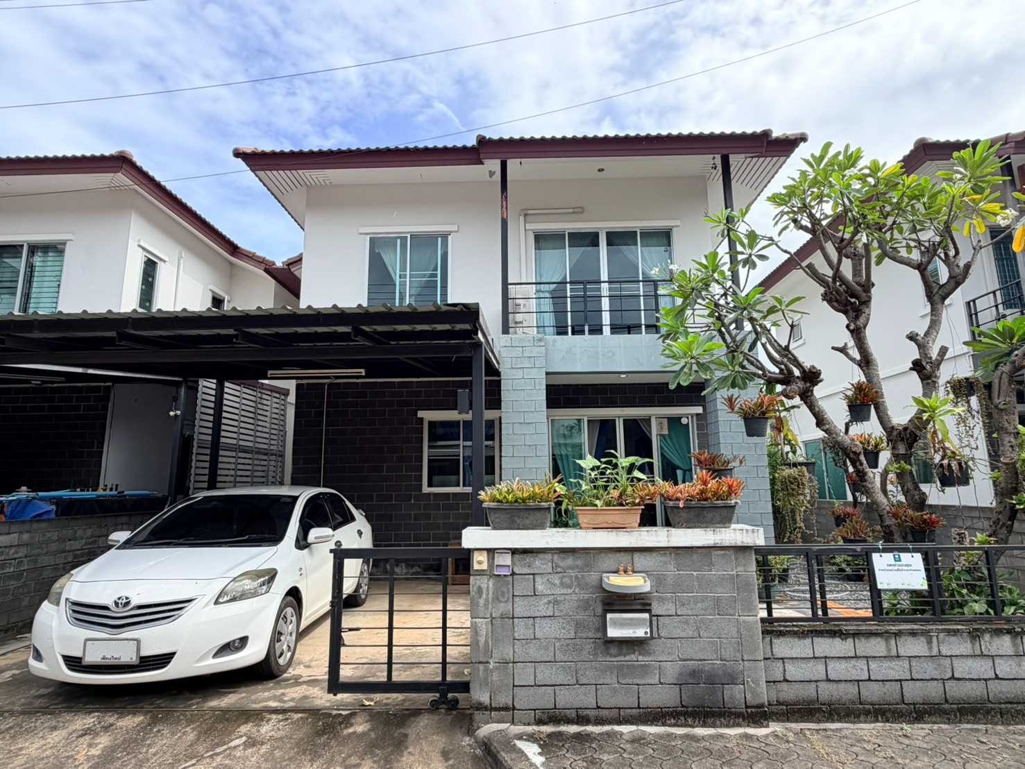 บ้านเดี่ยวสองชั้น สันกำแพง พร้อมเข้าอยู่ ASP-H0811