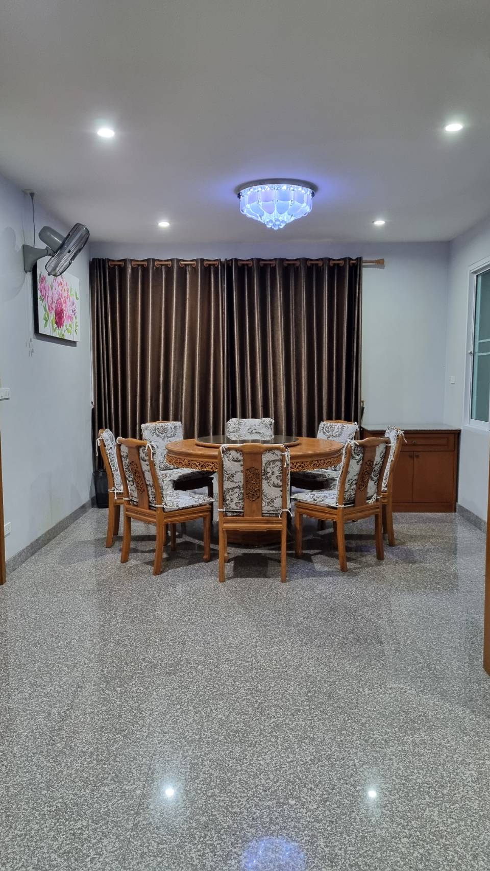 ให้เช่าบ้านเดี่ยว 2 ชั้นหลังใหญ่ ทำเลสันทราย 5 ห้องนอน 7 ห้องน้ำ  ASS-H0914
