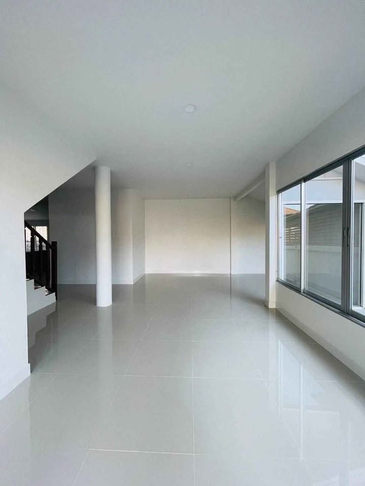 บ้านเดี่ยวสองชั้น บ้านเปล่าให้เช่า ทำเลสันทราย ราคา 15,000 บาท/เดือน ASS-H1024