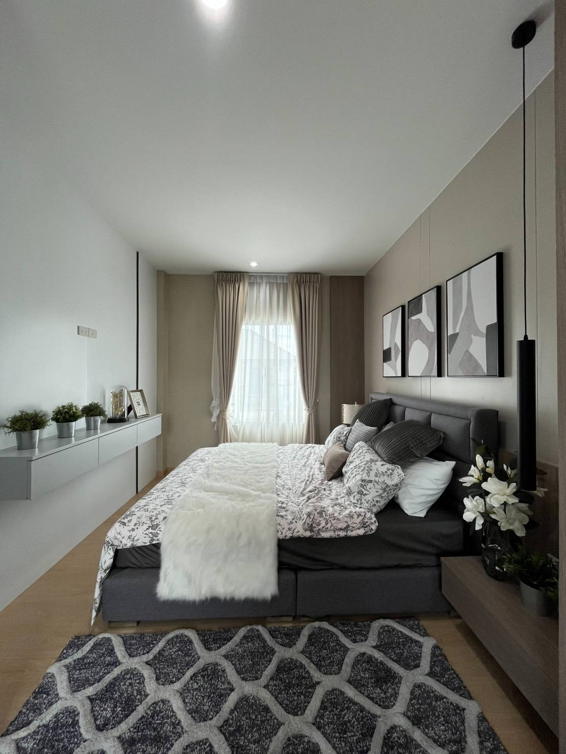 บ้านเดี่ยวสองชั้นทำเลใกล้เมือง พร้อมพื้นที่กว้างขวางเป็นส่วนตัว ASS-H1136