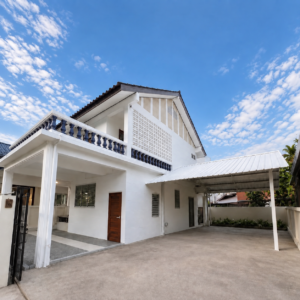 ขายบ้านเดี่ยว 2 ชั้น ทำเลศักยภาพ ใกล้มหาวิทยาลัยเชียงใหม่–ตลาดต้นพยอม | 2 ห้องนอน 3 ห้องน้ำ | 10.5 ล้านบาท ฟรีโอน  C9MG100675