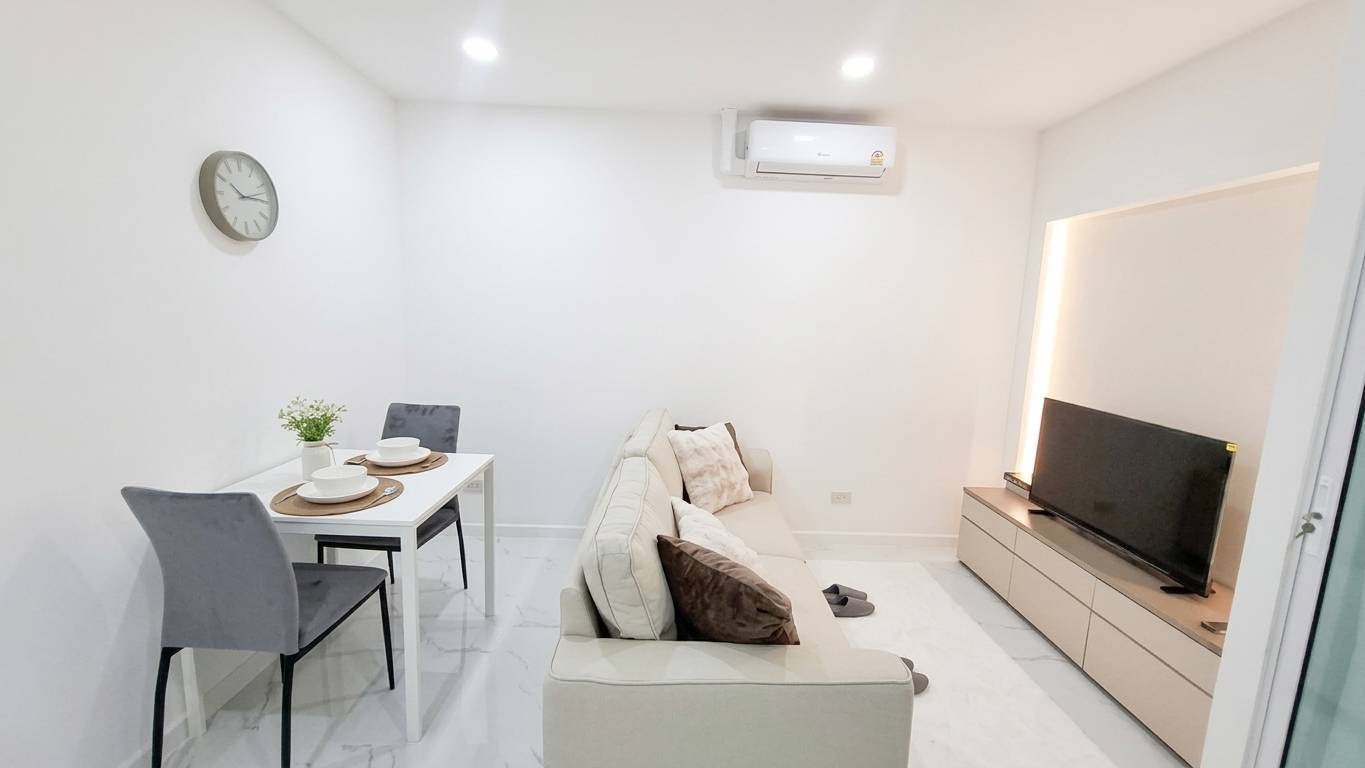 ขายคอนโดรีโนเวทใหม่ ทำเลหนองป่าครั่ง เมืองเชียงใหม่ เพียง 1.35 ล้านบาท  C9MG100676