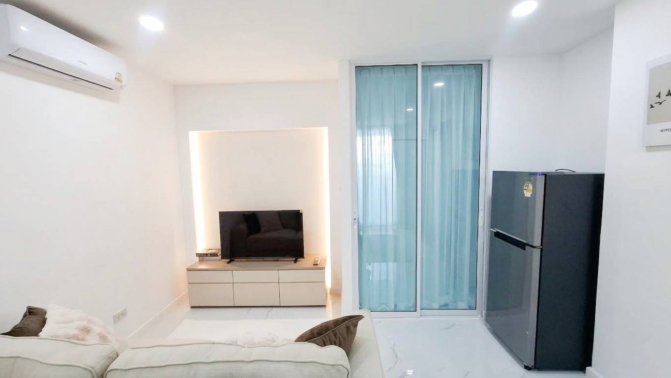ขายคอนโดรีโนเวทใหม่ ทำเลหนองป่าครั่ง เมืองเชียงใหม่ เพียง 1.35 ล้านบาท  C9MG100676