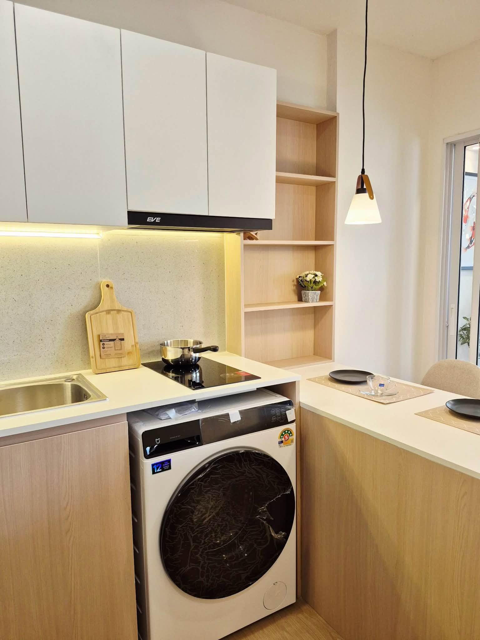 ขายคอนโด Galae Thong Condominium รีโนเวท ห้องสวย ทำเลย่านเศรษฐกิจป่าแดด เมืองเชียงใหม่ #ป่าแดด ราคาเพียง 1.86 ล้านบาท ฟรีโอน  C9MG100677