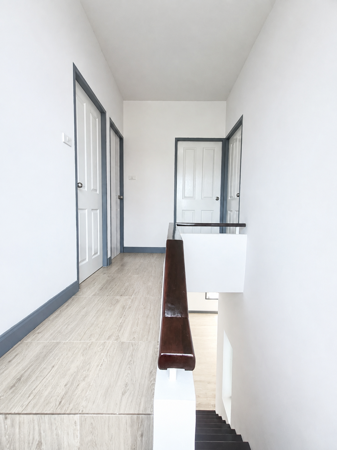 ขายบ้านเดี่ยวรีโนเวท 2 ชั้น ทำเลหางดง ราคา 2.29 ล้านบาท CHD101860