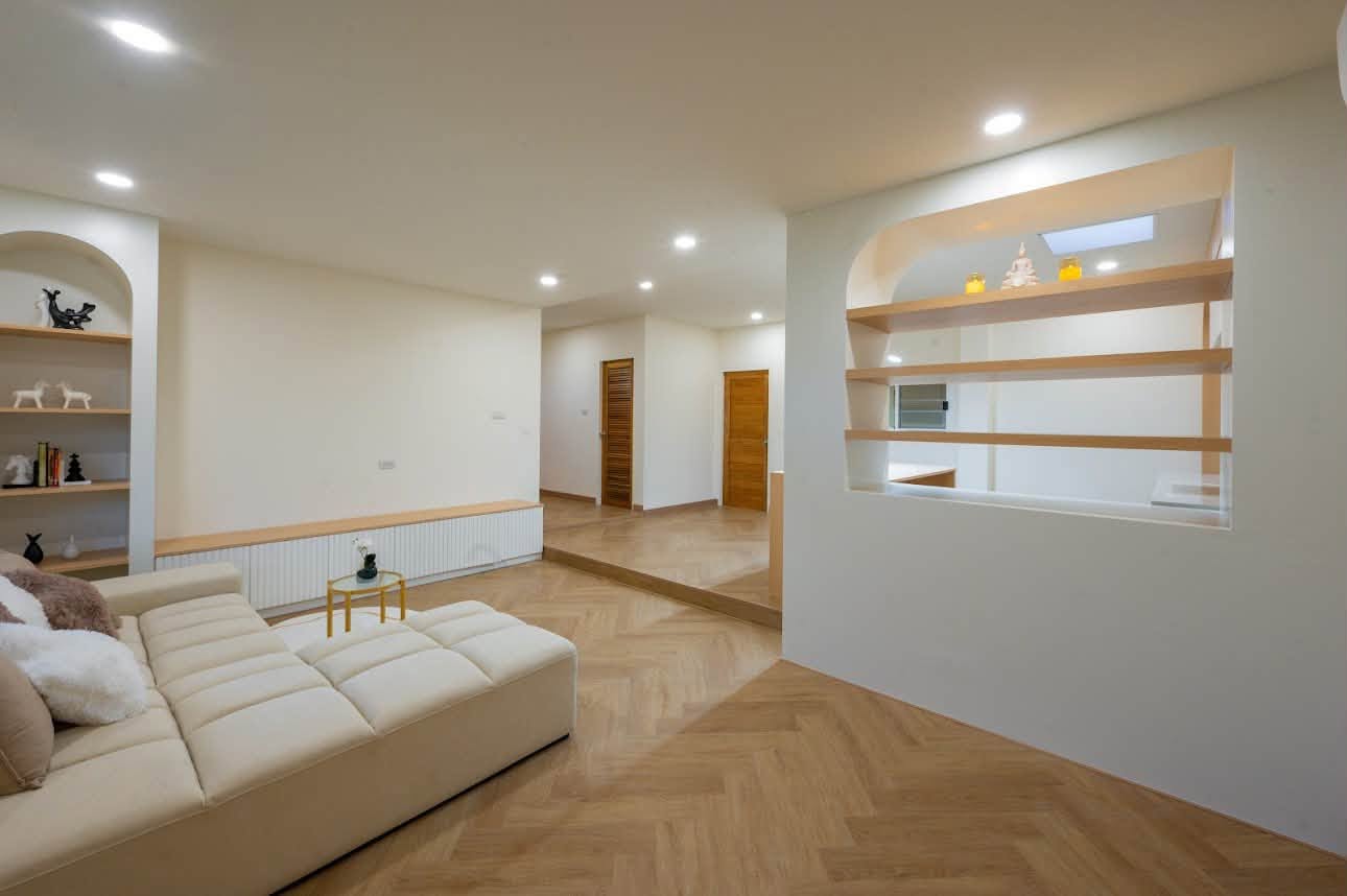 บ้านเดี่ยวสองชั้นรีโนเวทใหม่ ทำเลสันกำแพง เชียงใหม่ เพียง 4.39 ล้านบาท  CSP100950