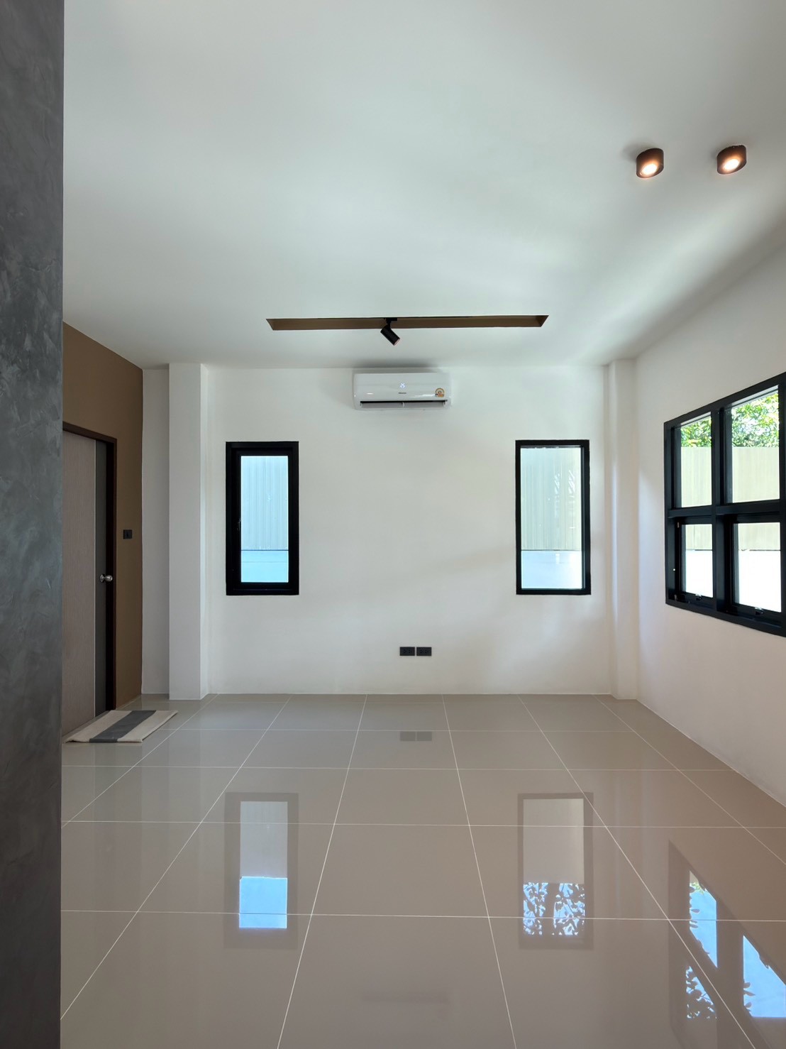 บ้านเดี่ยว 2 ชั้น บ้านใหม่สไตล์โมเดิร์น ทำเลหนองจ๊อม–สันทราย เชียงใหม่ ราคาเพียง 2.19 ล้านบาท ฟรีค่าโอน  CSS101950