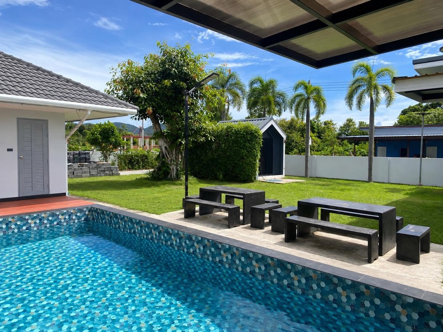 Pool Villa ชั้นเดียว 2 หลัง บนที่ดินผืนใหญ่ 1 ไร่   CSS101951