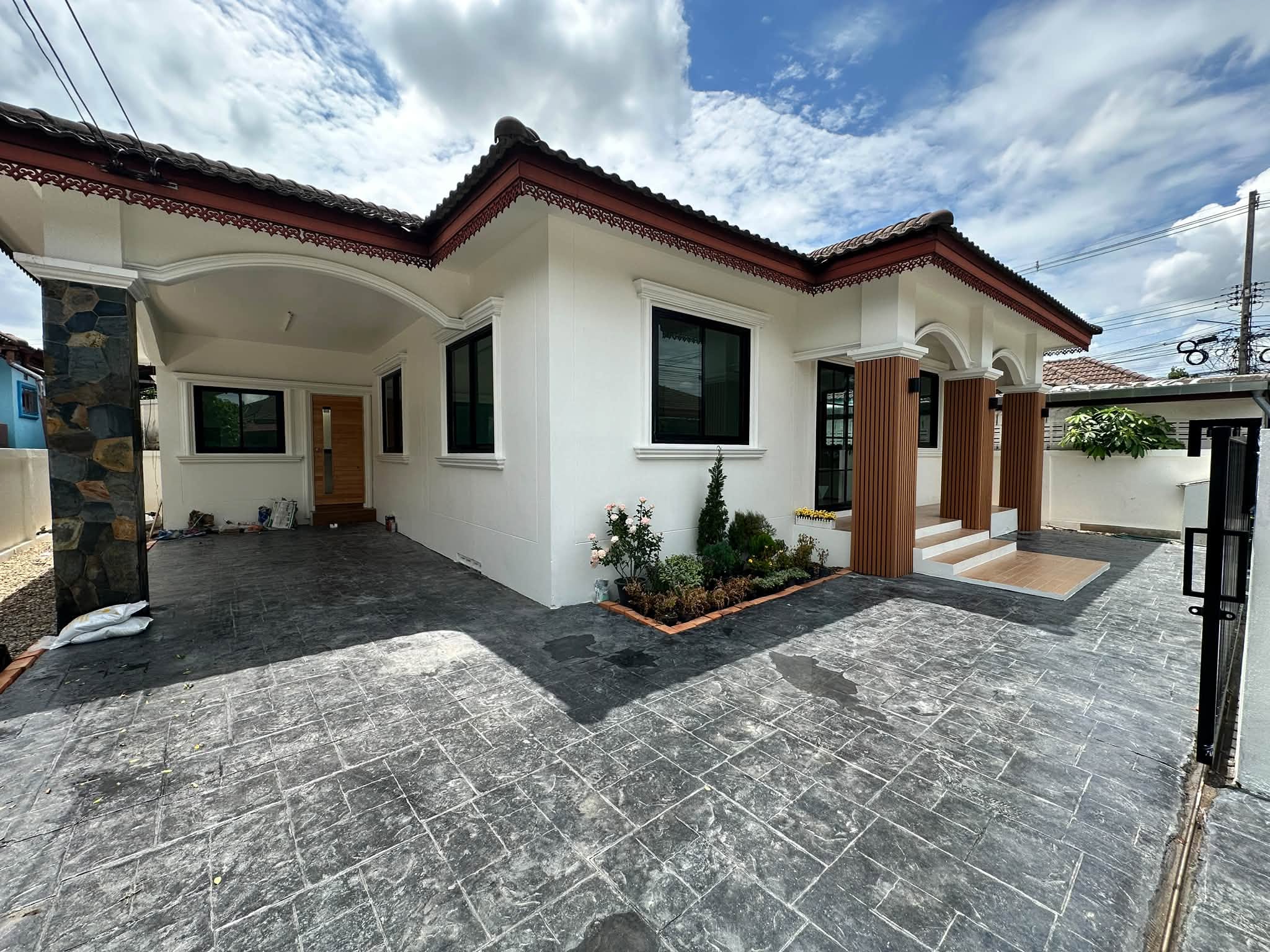 บ้านเดี่ยวชั้นเดียว ทำเลสันทราย เชียงใหม่ | 3 ห้องนอน | ราคาเพียง 2.39 ล้านบาท พร้อมโอน   CSS101957