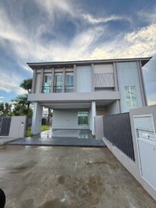 บ้านเดี่ยวสองชั้นหลังมุม พร้อมเข้าอยู่ ทำเลสันทราย เชียงใหม่  CSS101959