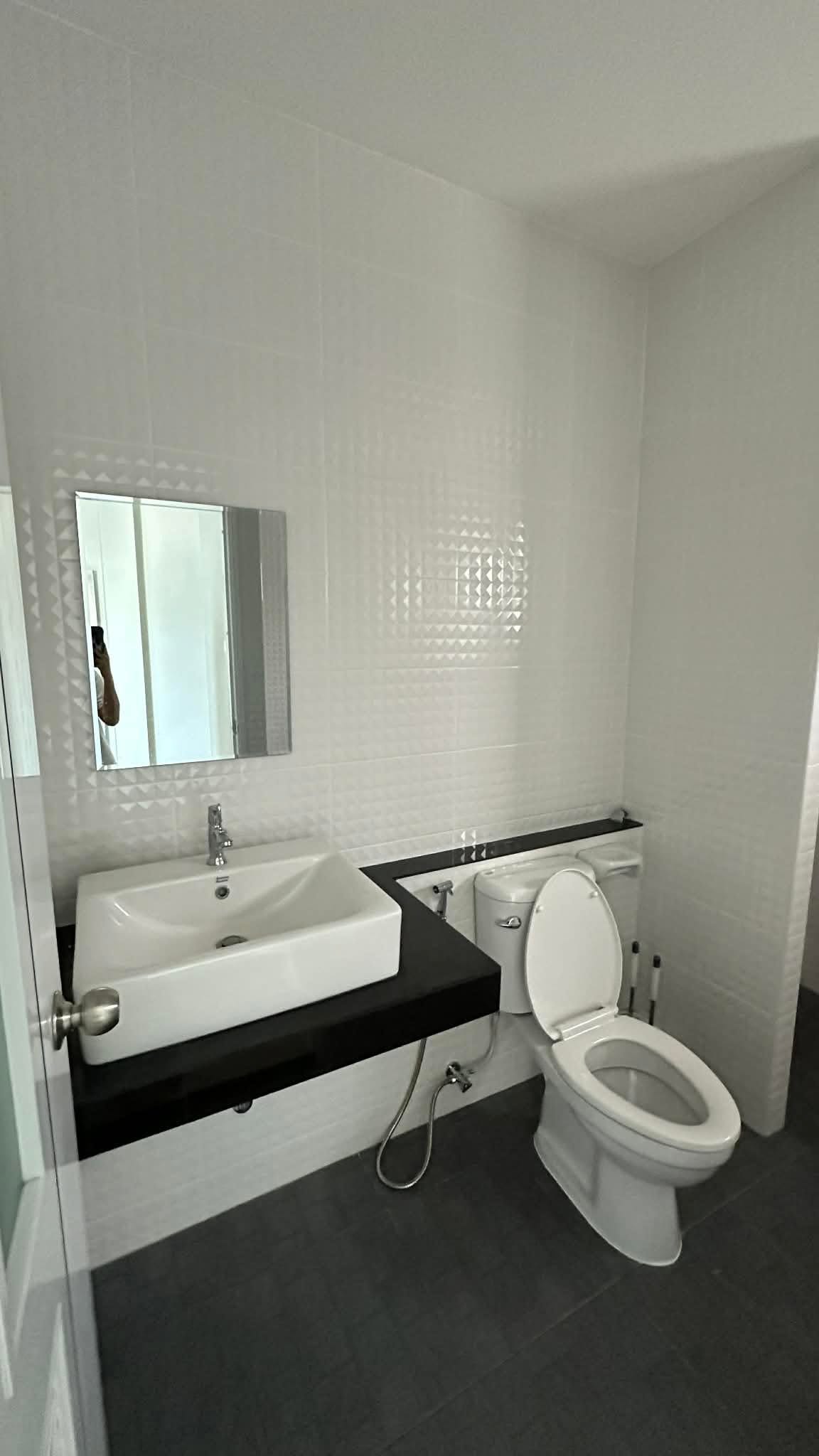 ขาย Pool Villa 2 ชั้น ทำเลสันนาเม็ง เชียงใหม่ | 4 ห้องนอน | 3.5 ล้านบาท CSS101962