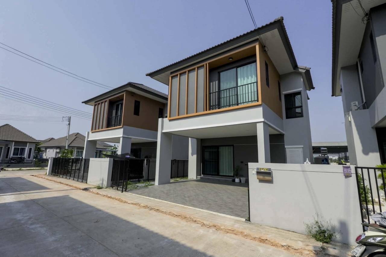 บ้านเดี่ยวสองชั้นให้เช่า ใกล้ตลาดล้านเมือง 3 กม. #เชียงราย   5A4-H0282