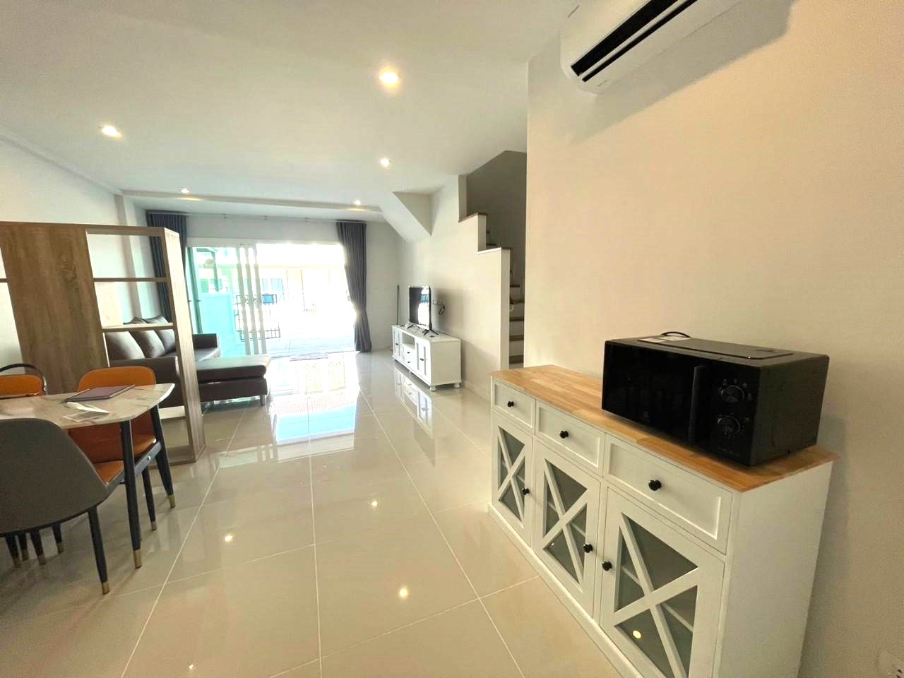 ให้เช่าทาวน์โฮม 2 ชั้น เชียงราย ใกล้ตลาดล้านเมืองเพียง 0.55 กม.    5A4-T0077
