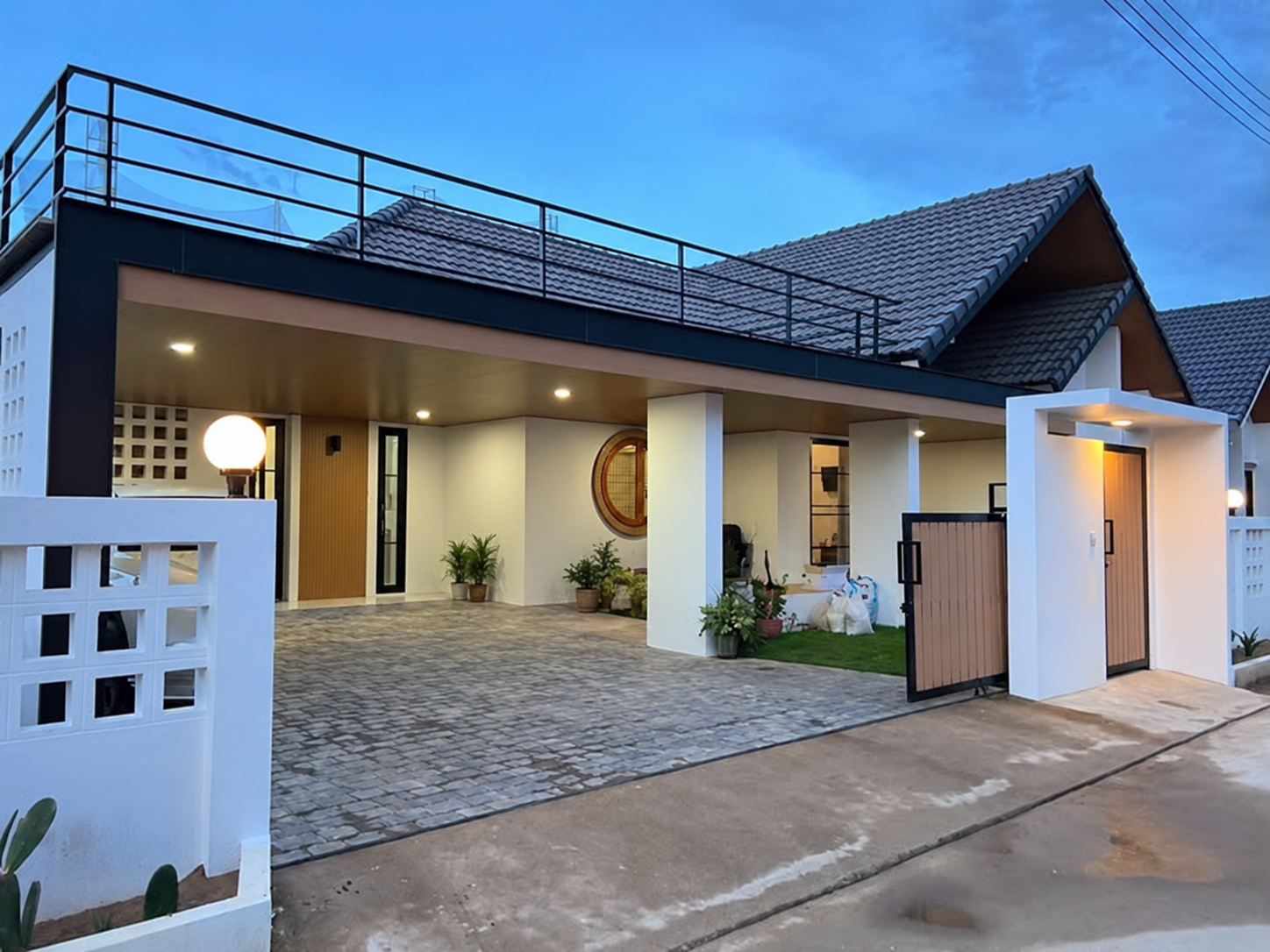 ขายบ้านเดี่ยวชั้นเดียว โซนท่าสาย เชียงราย ที่ดิน 71.2 ตร.ว. พร้อมเฟอร์นิเจอร์ ราคา 3.2 ล้านบาท 5C4MG0680