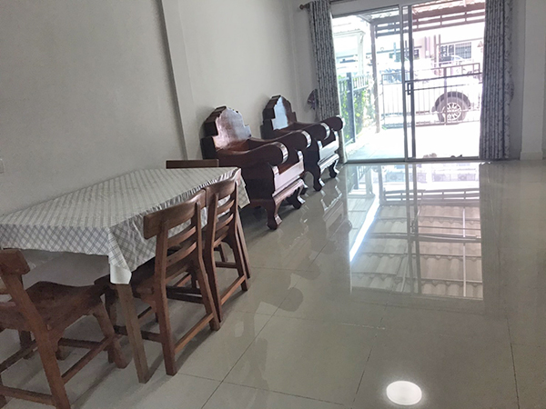 ให้เช่า 🏠 ทาวน์โฮม 2 ชั้น 3 ห้องนอน พร้อมเฟอร์นิเจอร์ ใกล้ศาลากลางเชียงใหม่ ✨ A2-T0012