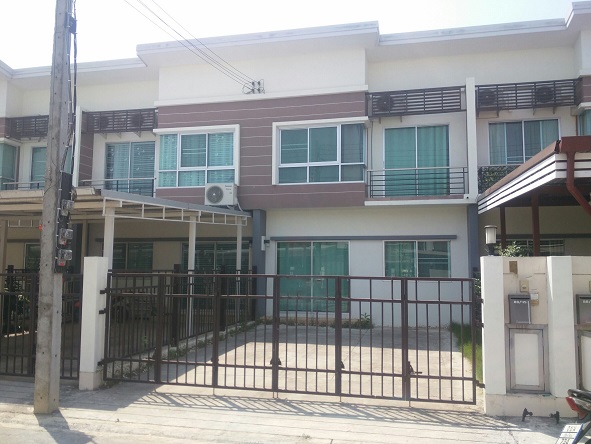 ให้เช่า 🏠 ทาวน์โฮม 2 ชั้น 3 ห้องนอน ใกล้ศาลากลางเชียงใหม่ ✨  A2-T0017