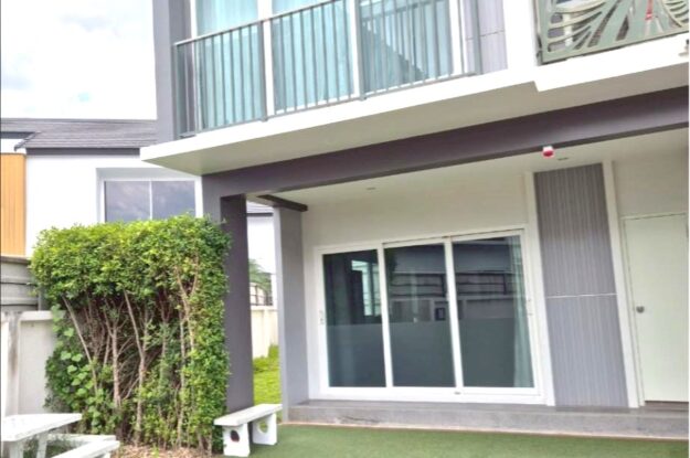 ทาวน์โฮม2ชั้นสไตล์โมเดิร์นในโครงการ ทำเลเศรษฐกิจหลัก  #เมืองเชียงใหม่  – ราคา 17,900/เดือน  A3-T0108