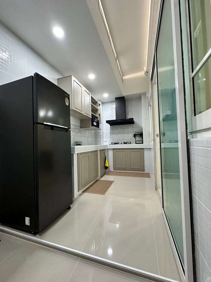 ให้เช่าทาวน์โฮม 2 ชั้น 4 ห้องนอน พร้อมเฟอร์นิเจอร์   A3-T0138