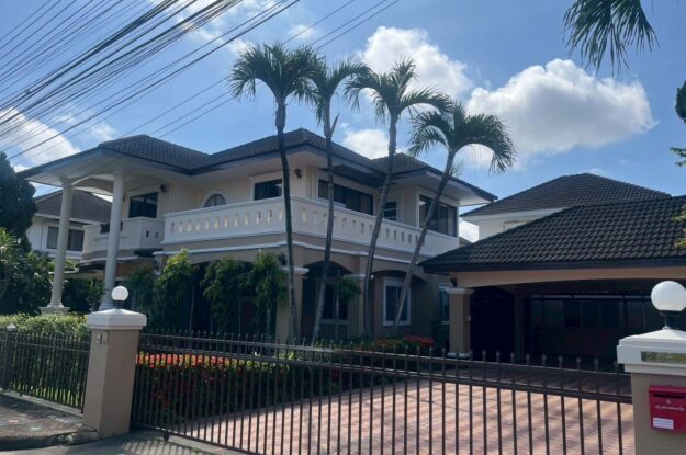 บ้านเดี่ยว2ชั้นในโครงการ ทำเลเศรษฐกิจ รักษาความปลอดภัยดีเยี่ยม  #สันทราย – ราคา 25,000/เดือน   A4-H0009