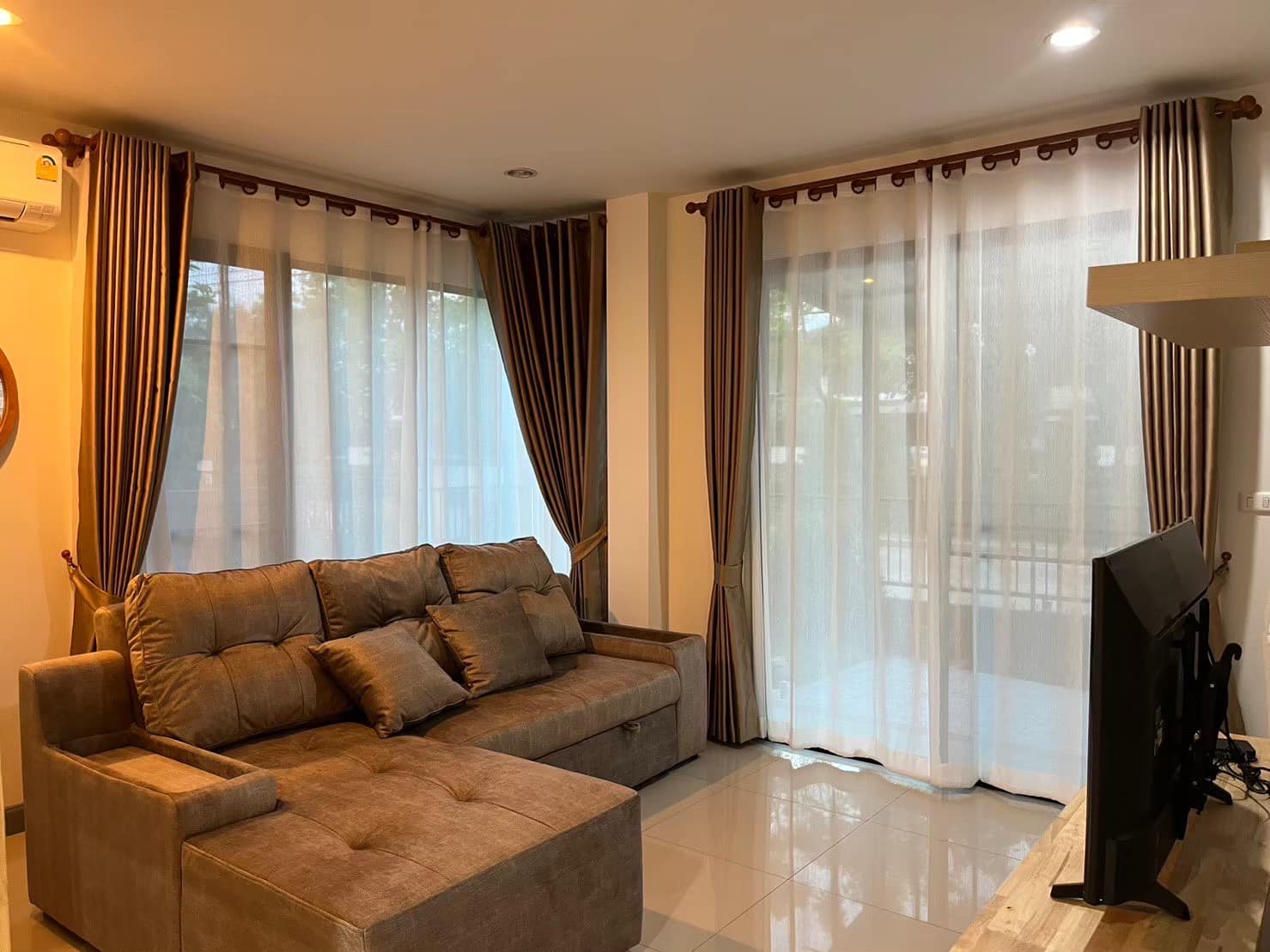 บ้านเดี่ยว 2 ชั้นให้เช่า 4 ห้องนอน พร้อมเฟอร์นิเจอร์   A3-H0265