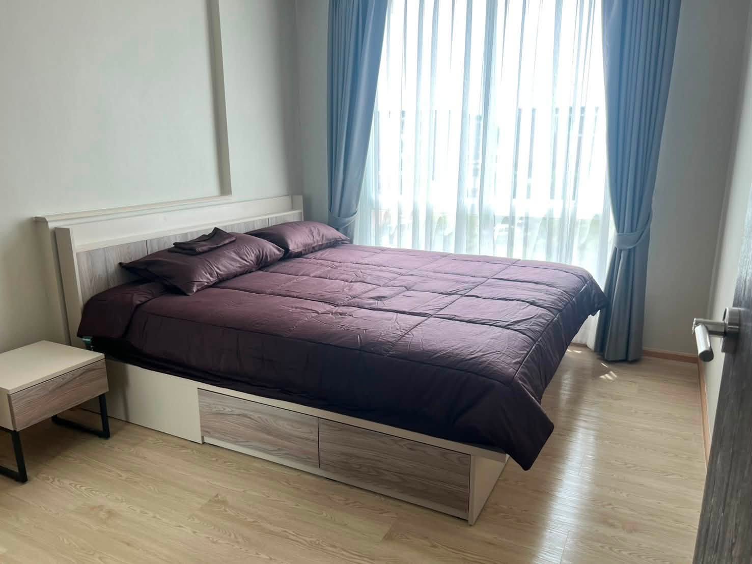 ให้เช่าคอนโดห้องมุม พร้อมเฟอร์นิเจอร์ โซนสวนดอก–สุเทพ เชียงใหม่   A8-C0911
