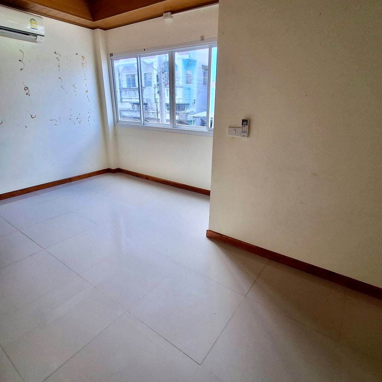 ให้เช่าอาคารสำนักงาน 3 ชั้น ทำเลท่าศาลา เชียงใหม่   A9-B0497