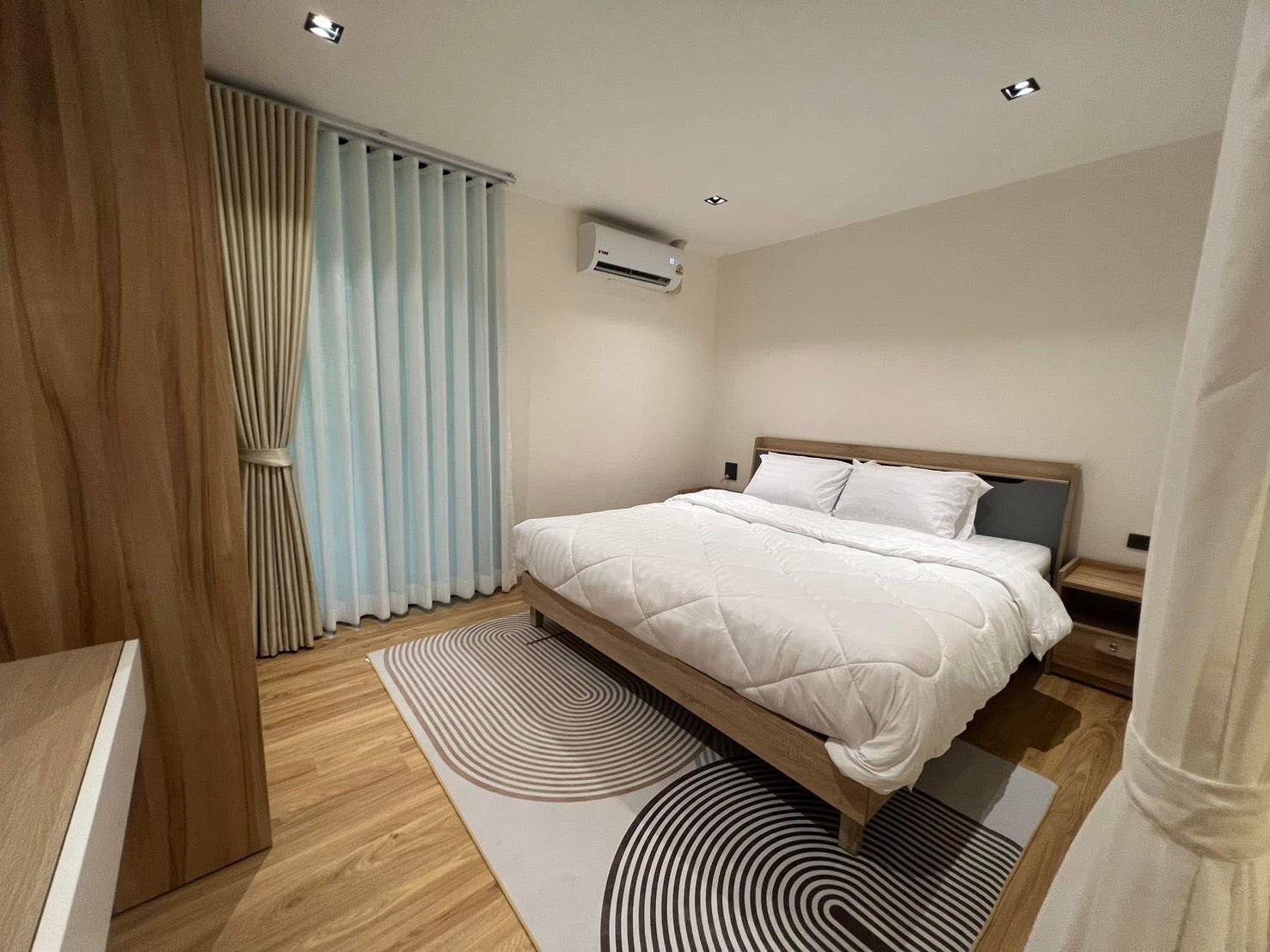 ให้เช่า 🏢 คอนโด 1 ห้องนอน พร้อมเฟอร์นิเจอร์ ทำเลหนองป่าครั่ง เชียงใหม่ A9-C1387