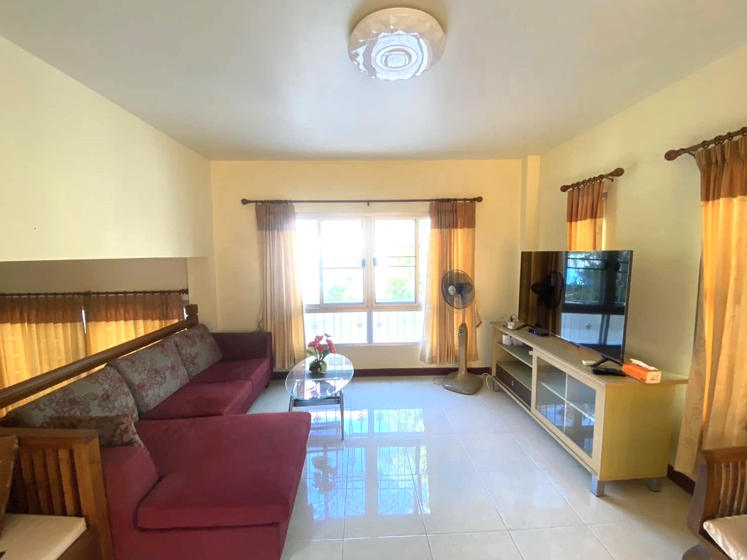 ให้เช่า 🏡 บ้านเดี่ยว 2 ชั้น พร้อมเฟอร์นิเจอร์ ทำเลหางดง เชียงใหม่ ใกล้โรงเรียนนานาชาติปัญญาเด่น AHD-H1143