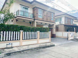 บ้านเดี่ยว 2 ชั้นในโครงการ พร้อมระบบรักษาความปลอดภัย 24 ชม. ทำเลสันกำแพง ราคาเพียง 24,000 บาท/เดือน  ASP-H0788