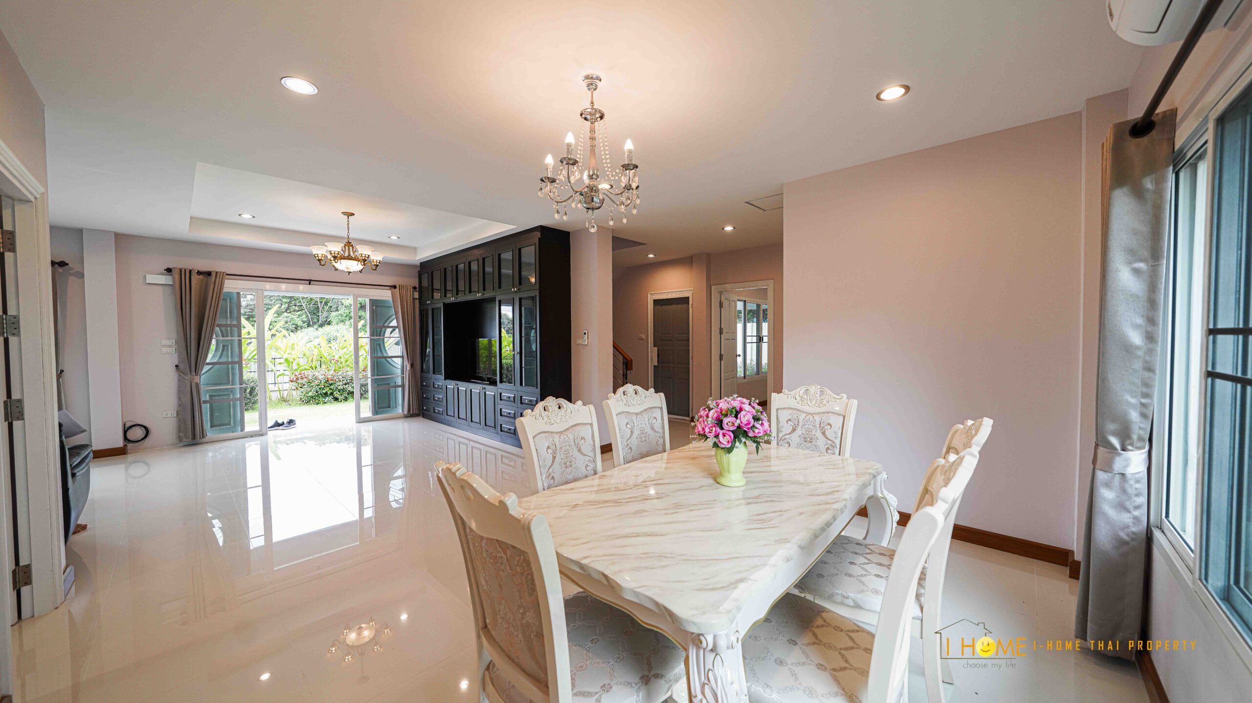 ให้เช่าบ้านเดี่ยว 2 ชั้น หลังใหญ่ 5 ห้องนอน โซนสันทราย เชียงใหม่   ASS-H0636