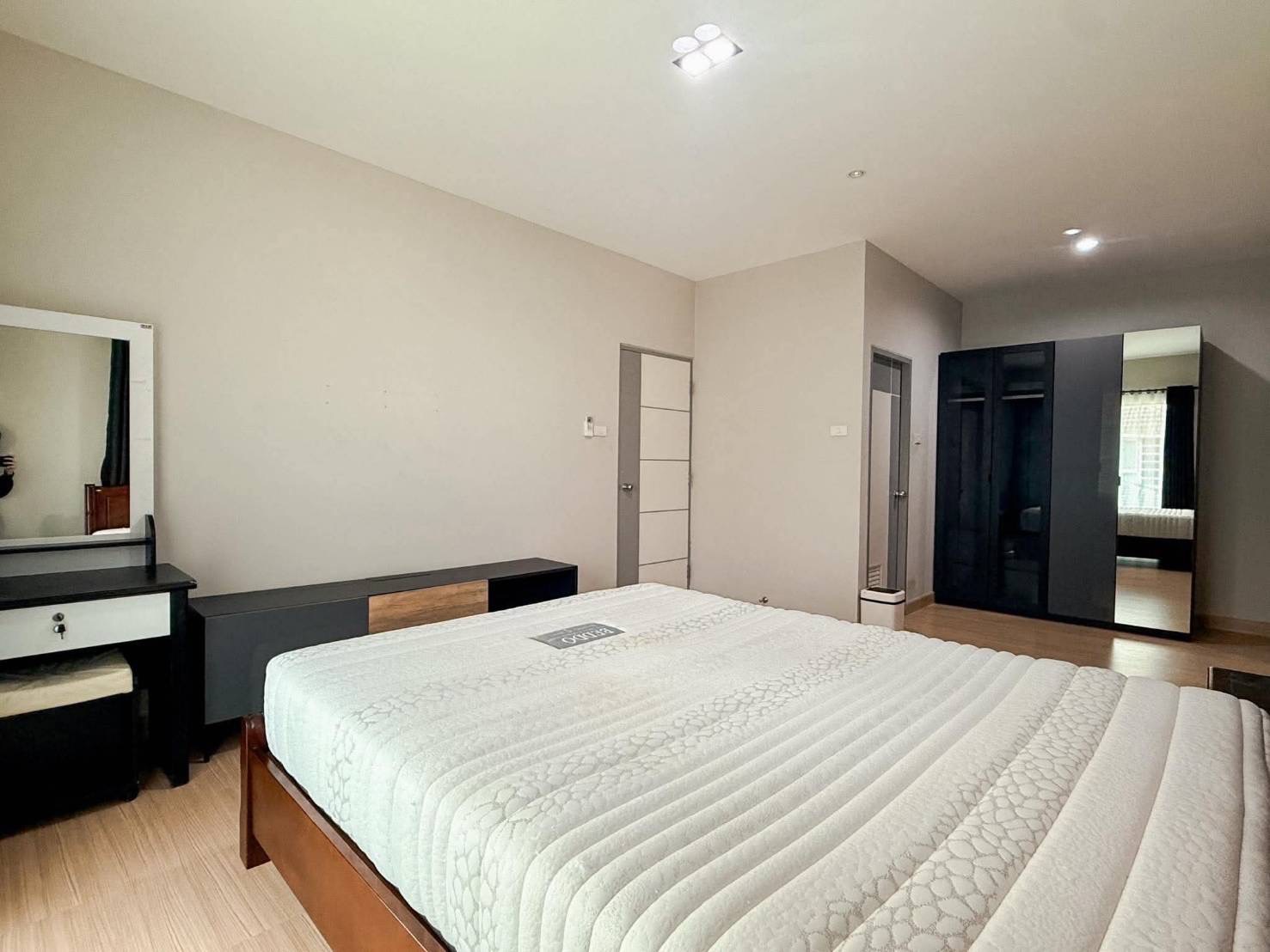 บ้านเดี่ยว 2 ชั้น ใกล้เซ็นทรัลเชียงใหม่ ที่ดิน 56 ตร.ว. ขาย 4.79 ล้านบาท C4MG100550
