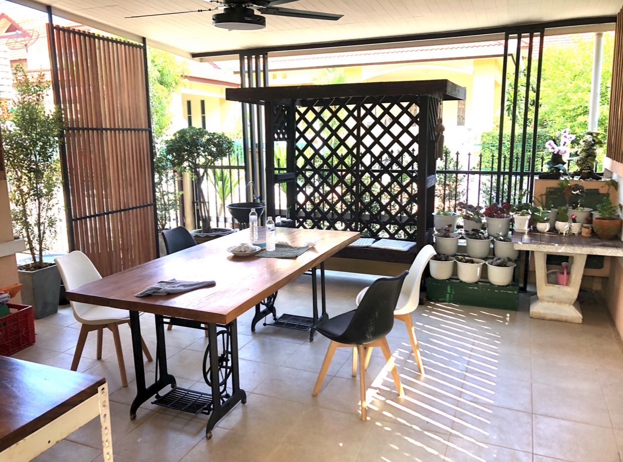 ขายบ้านเดี่ยว 2 ชั้น พร้อมเฟอร์นิเจอร์ ทำเลหางดง ใกล้โรงเรียนนานาชาติปัญญาเด่น ✨ CHD101879